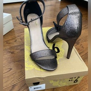 Mix No. 6 metallic heels, worn once